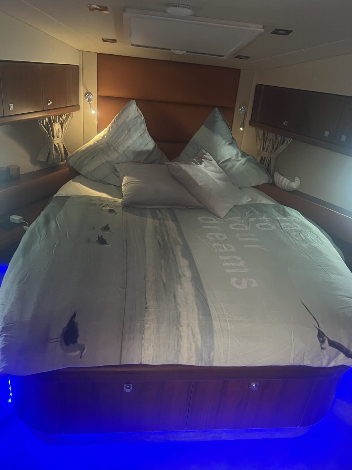 VIP cabin