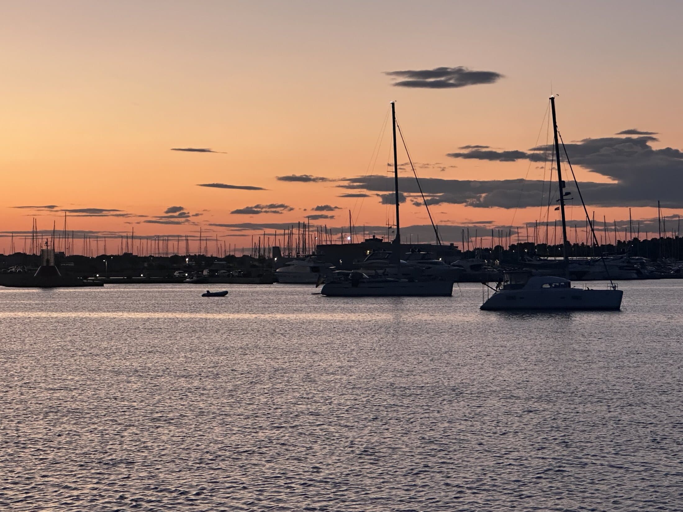 Croisière coucher de soleil à Zadar – apéritif sur le flybridge